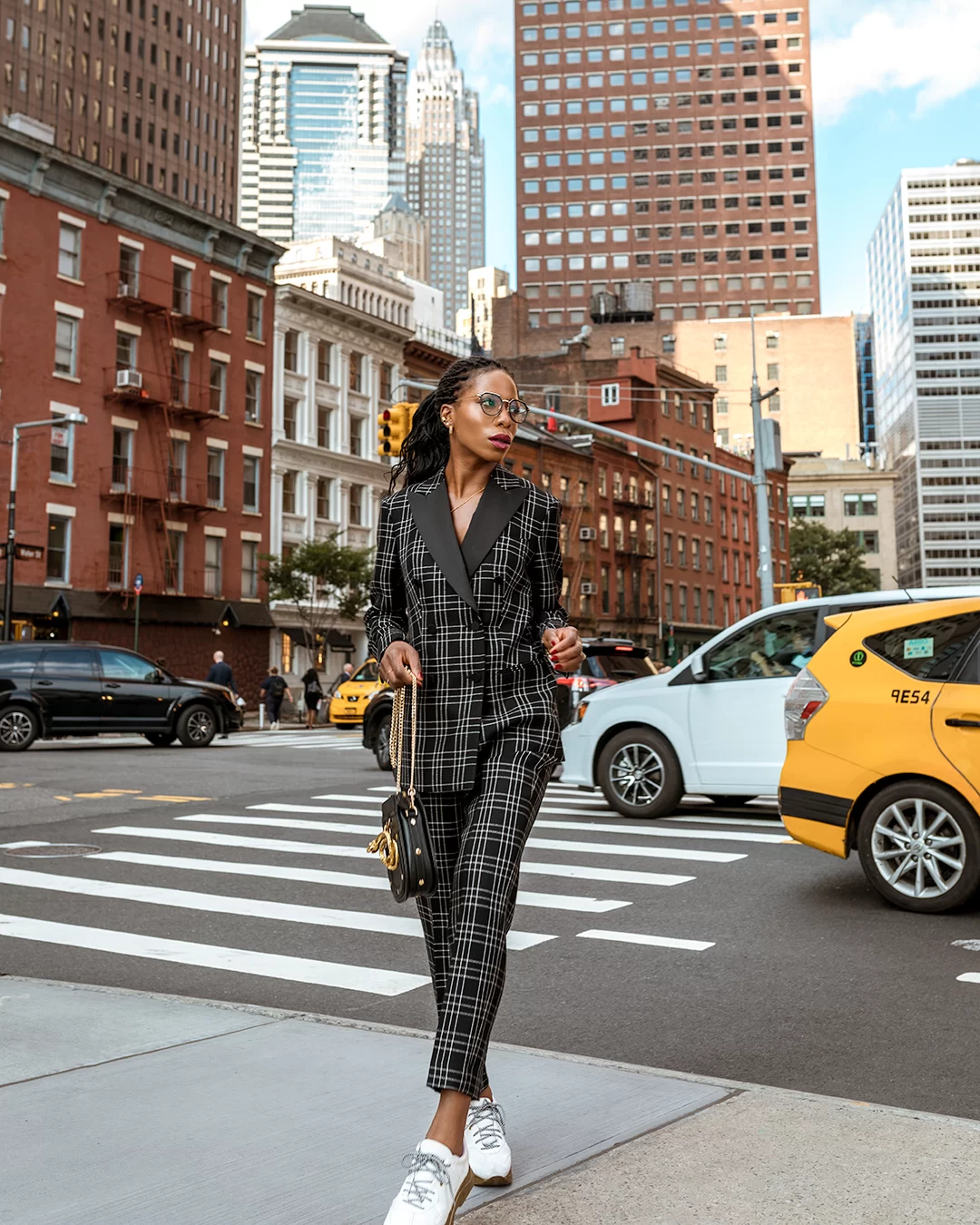 Today’s Look: Casual Black & White Suiting