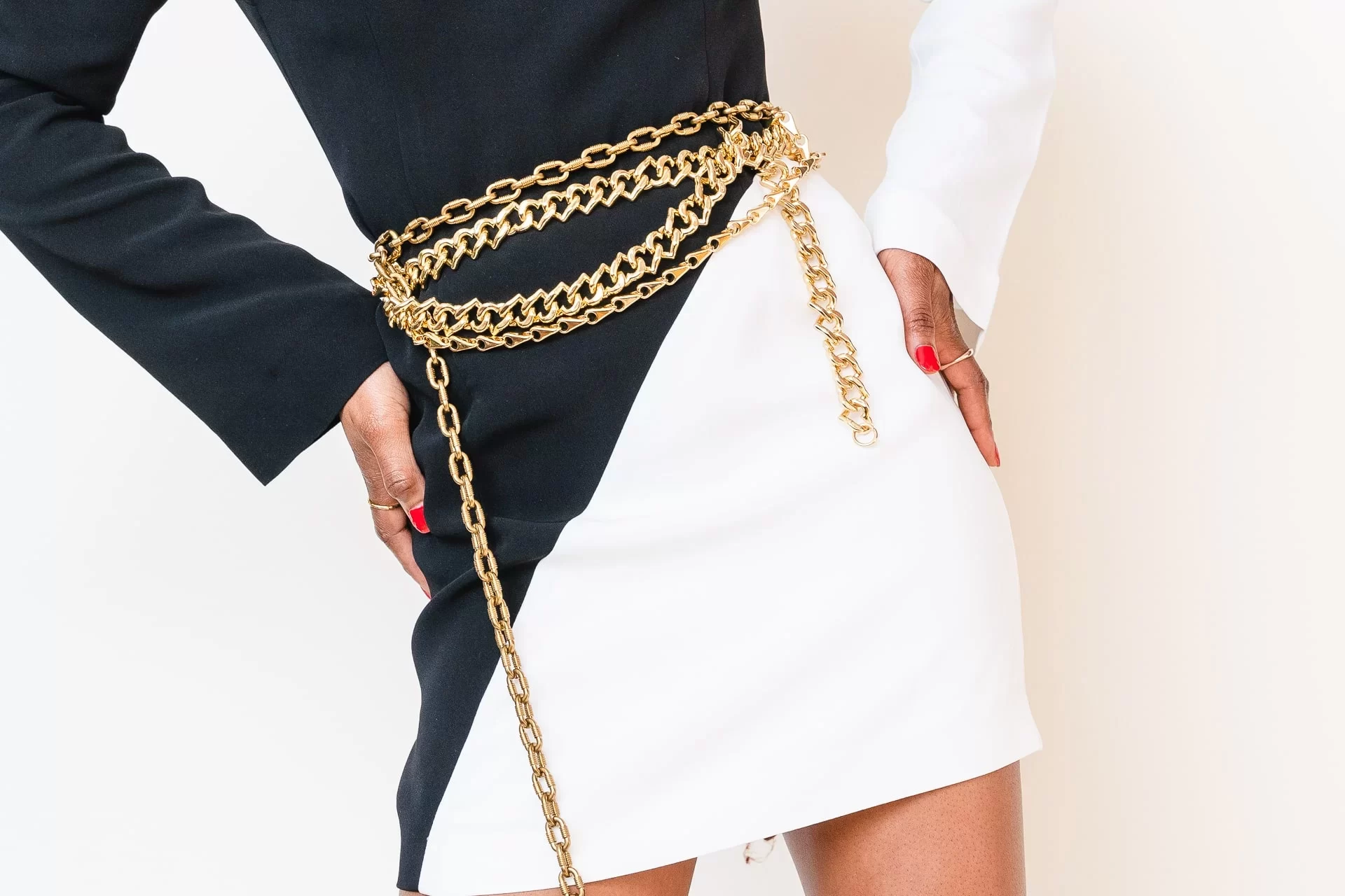 how to wear chain link belts  Topshop outfit, Street style chic, Fashion  outfits