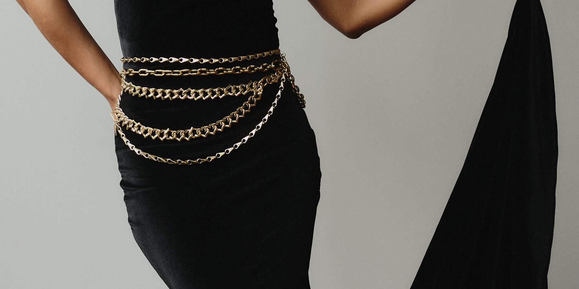 How To Wear Chain Belts With Any Dress For A Modern Edge